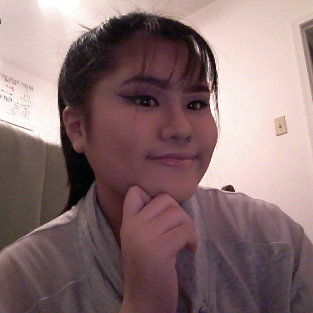 Meet your Posher, Nina